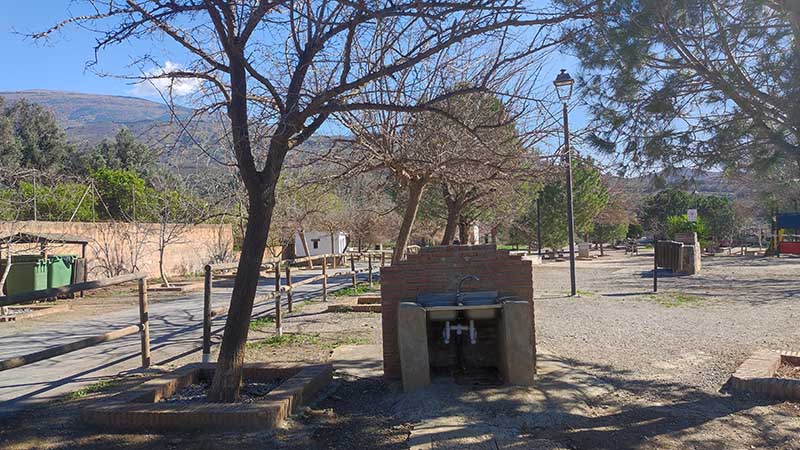 lavabos en el área recreativa 