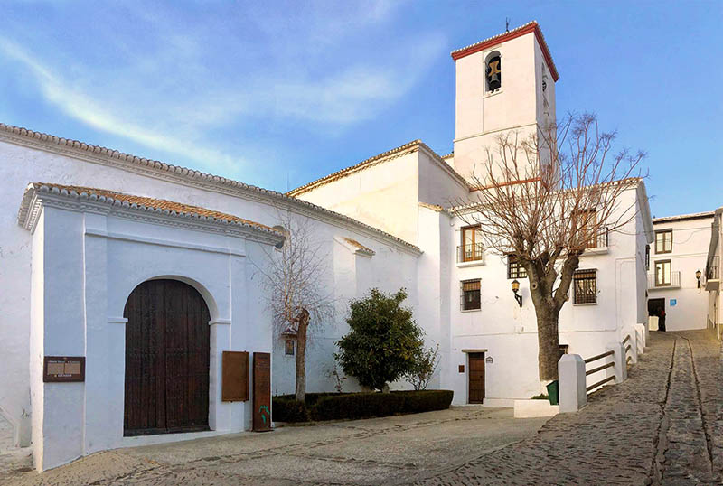 Iglesia Santa María la Mayor - Qué ver en Capileira