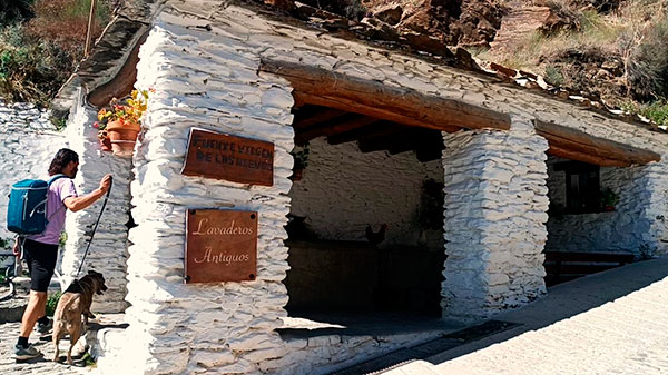 Antiguos lavaderos Barrio Alto - Qué ver en Trevélez