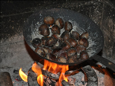 Tostón de castañas - Júzcar