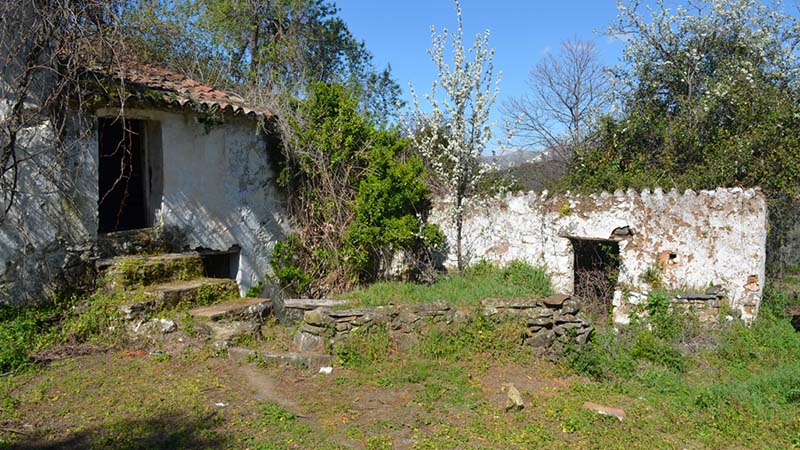 Ruinas del despoblado de Moclón